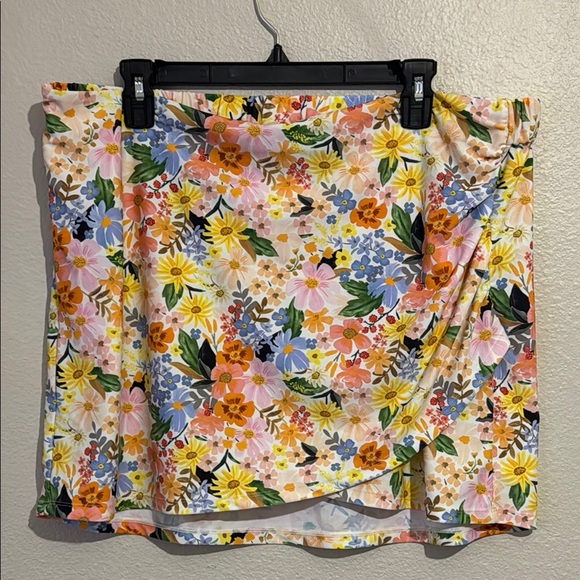 Summersalt The Ruched Swim Skirt in Marguerite - Picture 2 of 5